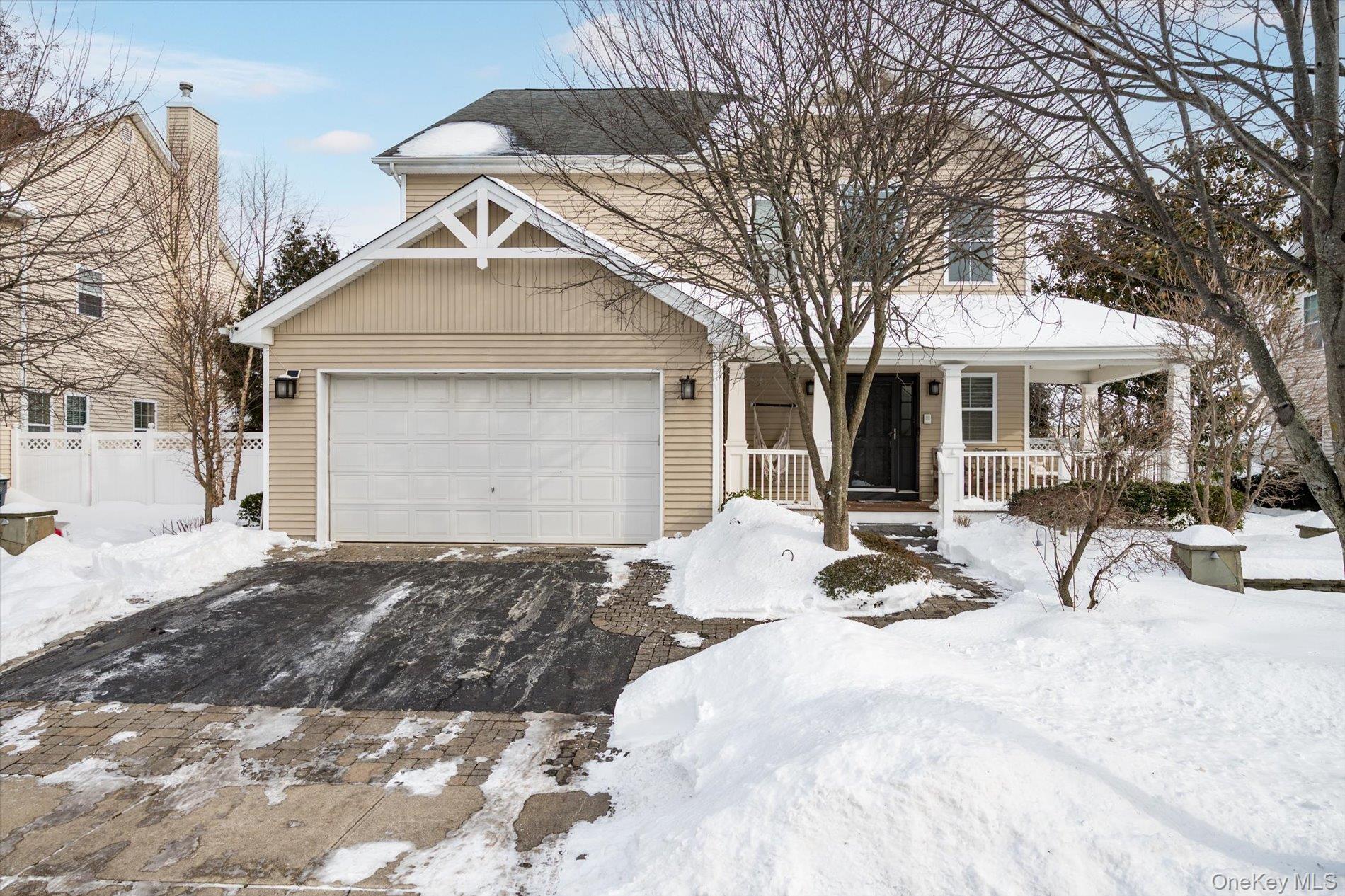 #1 photo, 104 Brandywine Lane, Melville , NY 11747