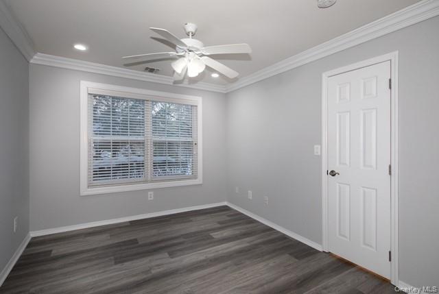 #8 photo, 30 Overlook Drive, सफ़ोक काउंटी Farmingville , NY 11738