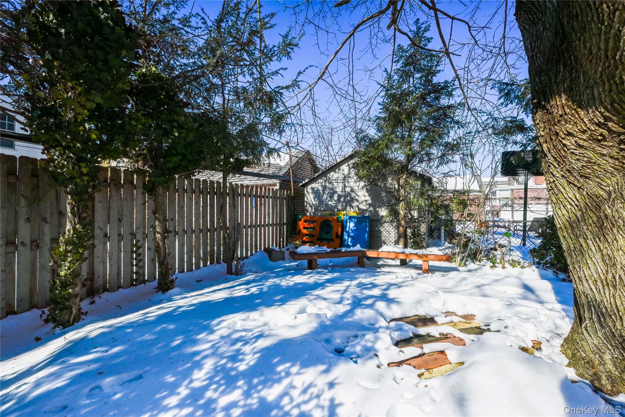 #3 photo, 7358 189th Street, Fresh Meadows , NY 11366