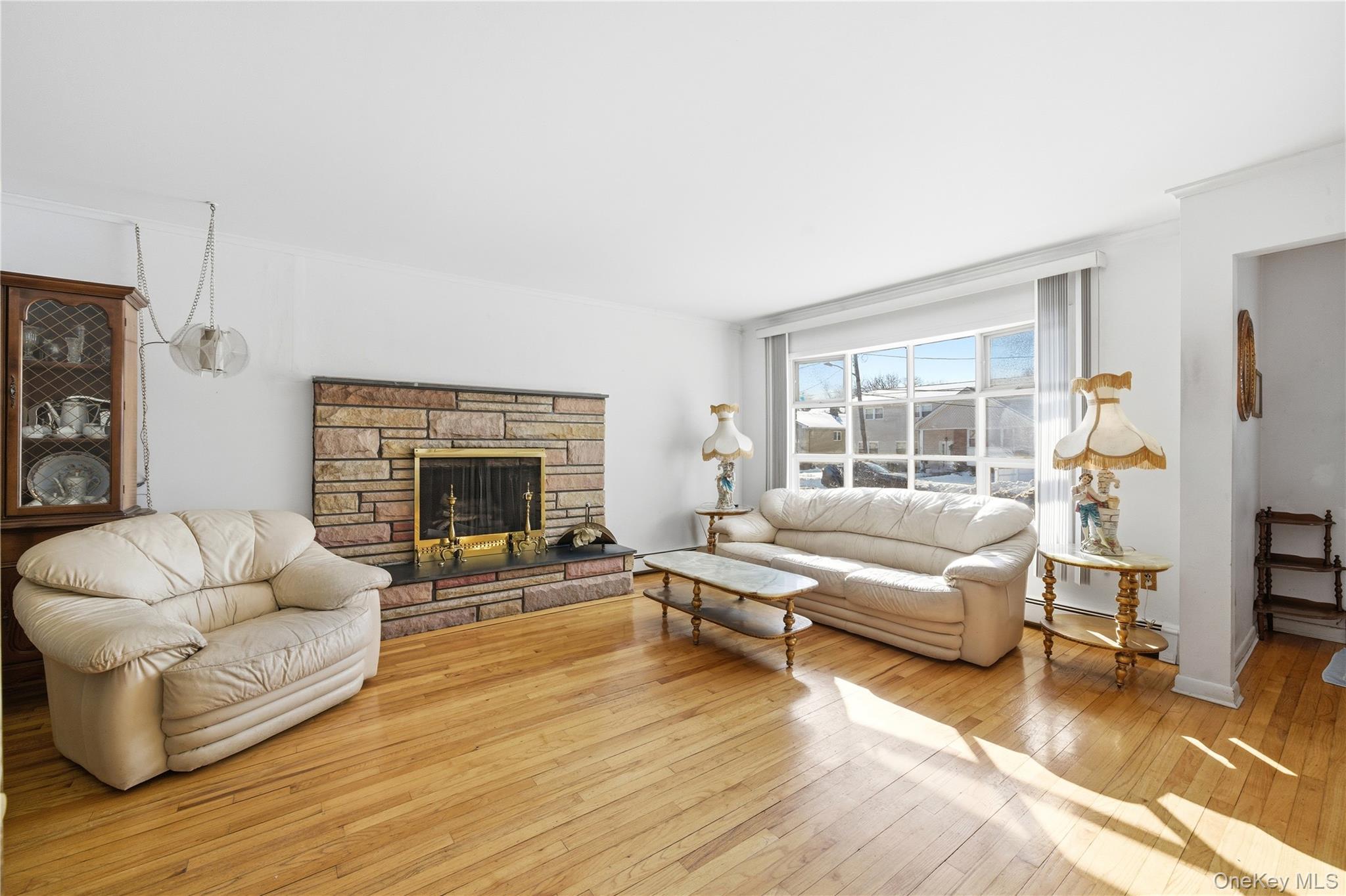 #5 photo, 311 Cedar Street, South Hempstead , NY 11550