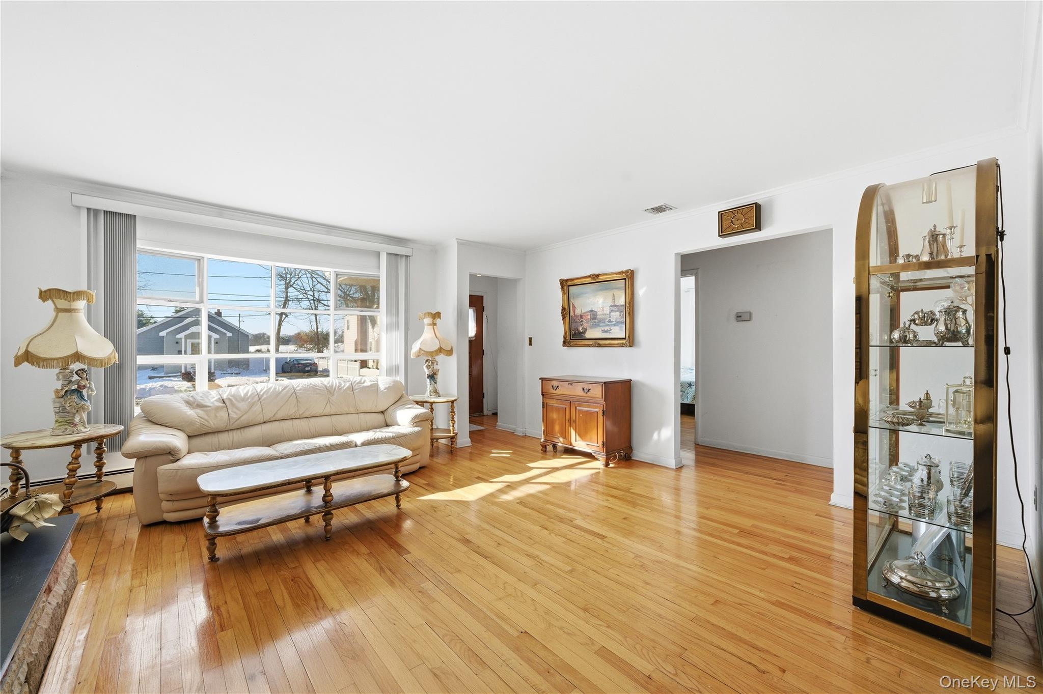 #7 photo, 311 Cedar Street, South Hempstead , NY 11550