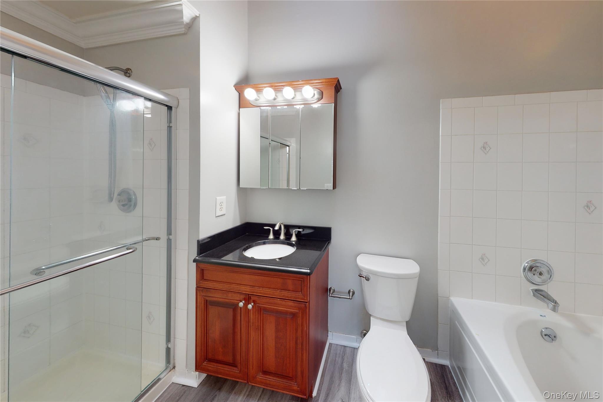 #7 photo, 128 Overlook Drive, सफ़ोक काउंटी Farmingville , NY 11738