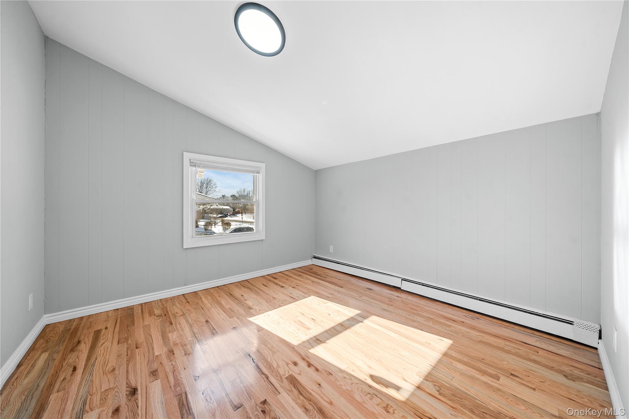 #12 photo, 19 Scotchpine Drive, Islandia , NY 11749