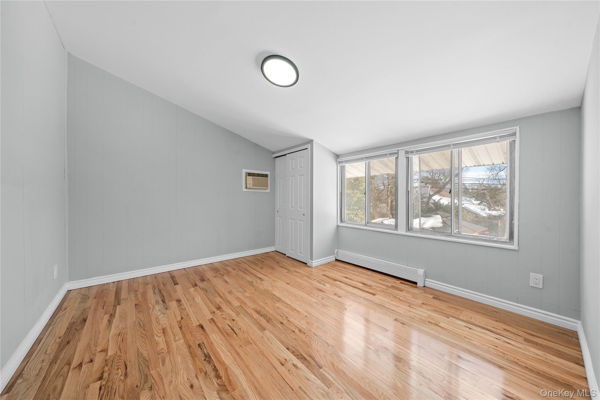 #18 photo, 19 Scotchpine Drive, Islandia , NY 11749