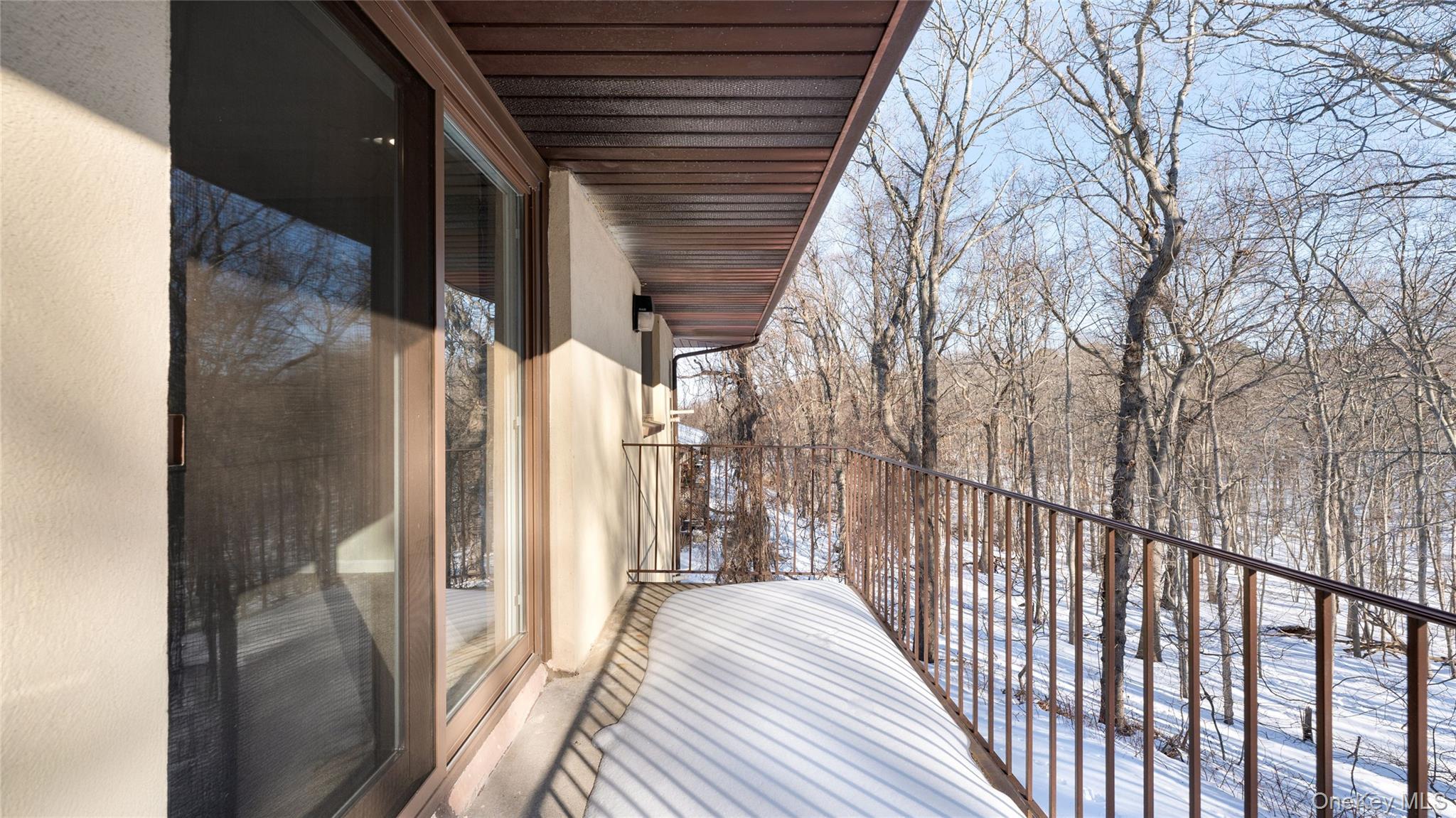 #16 photo, 2 Dogwood, 东长岛 Selden , NY 11784