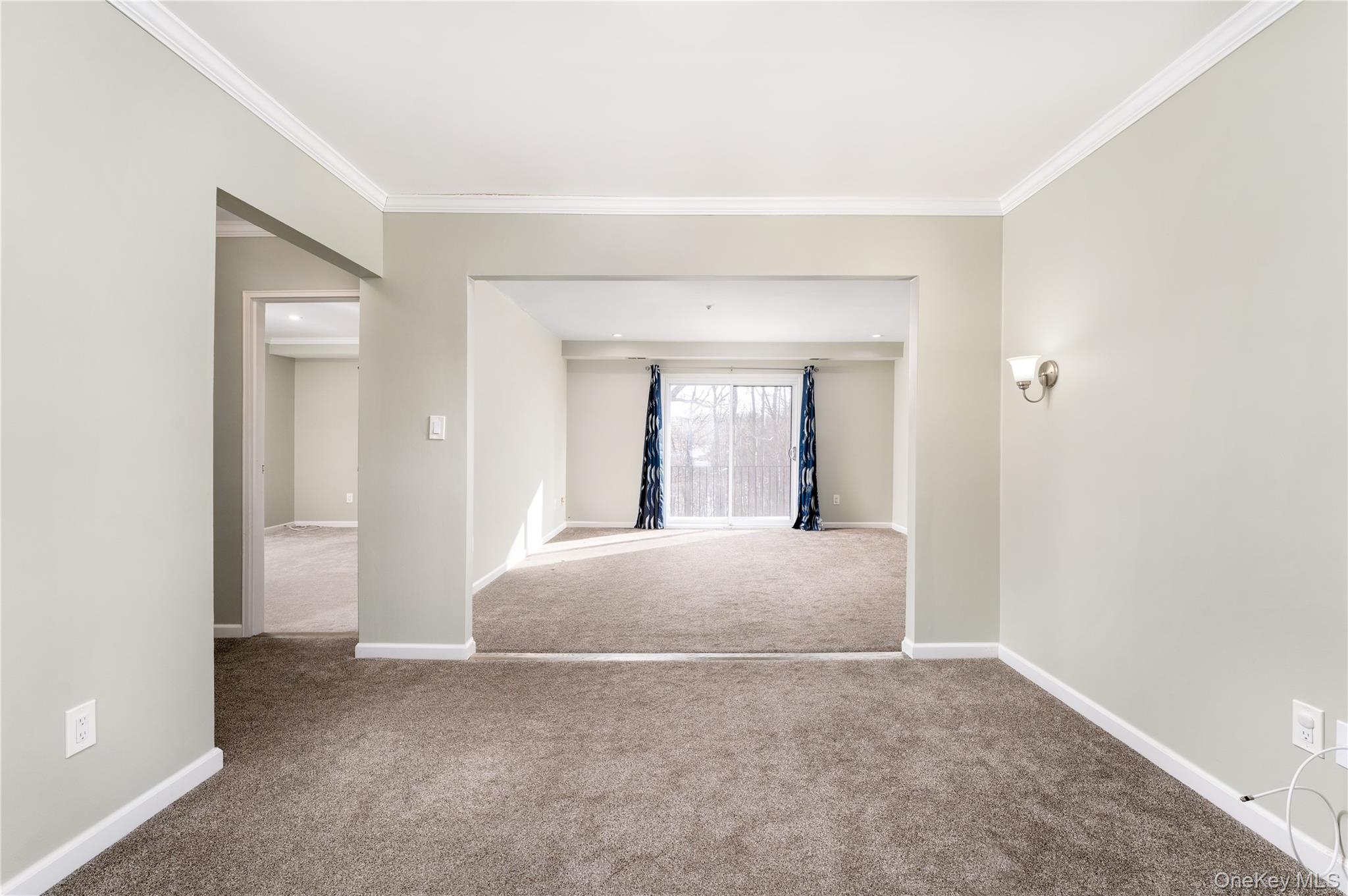 #7 photo, 2 Dogwood, 东长岛 Selden , NY 11784