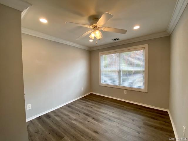 #6 photo, 19 Neal, सफ़ोक काउंटी Setauket , NY 11733