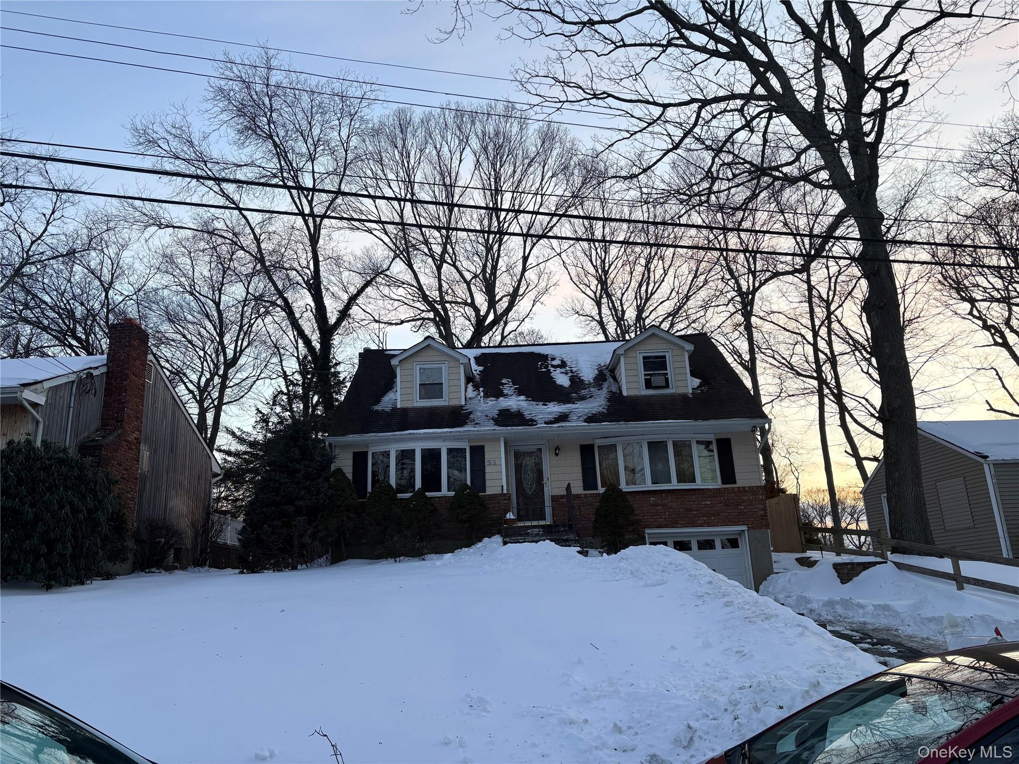 #3 photo, 21 Valleywood Drive, サフォーク郡 Huntington Station , NY 11746