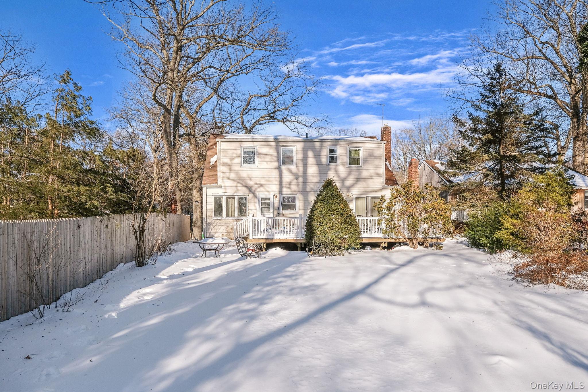 #6 photo, 21 Valleywood Drive, Huntington Station , NY 11746