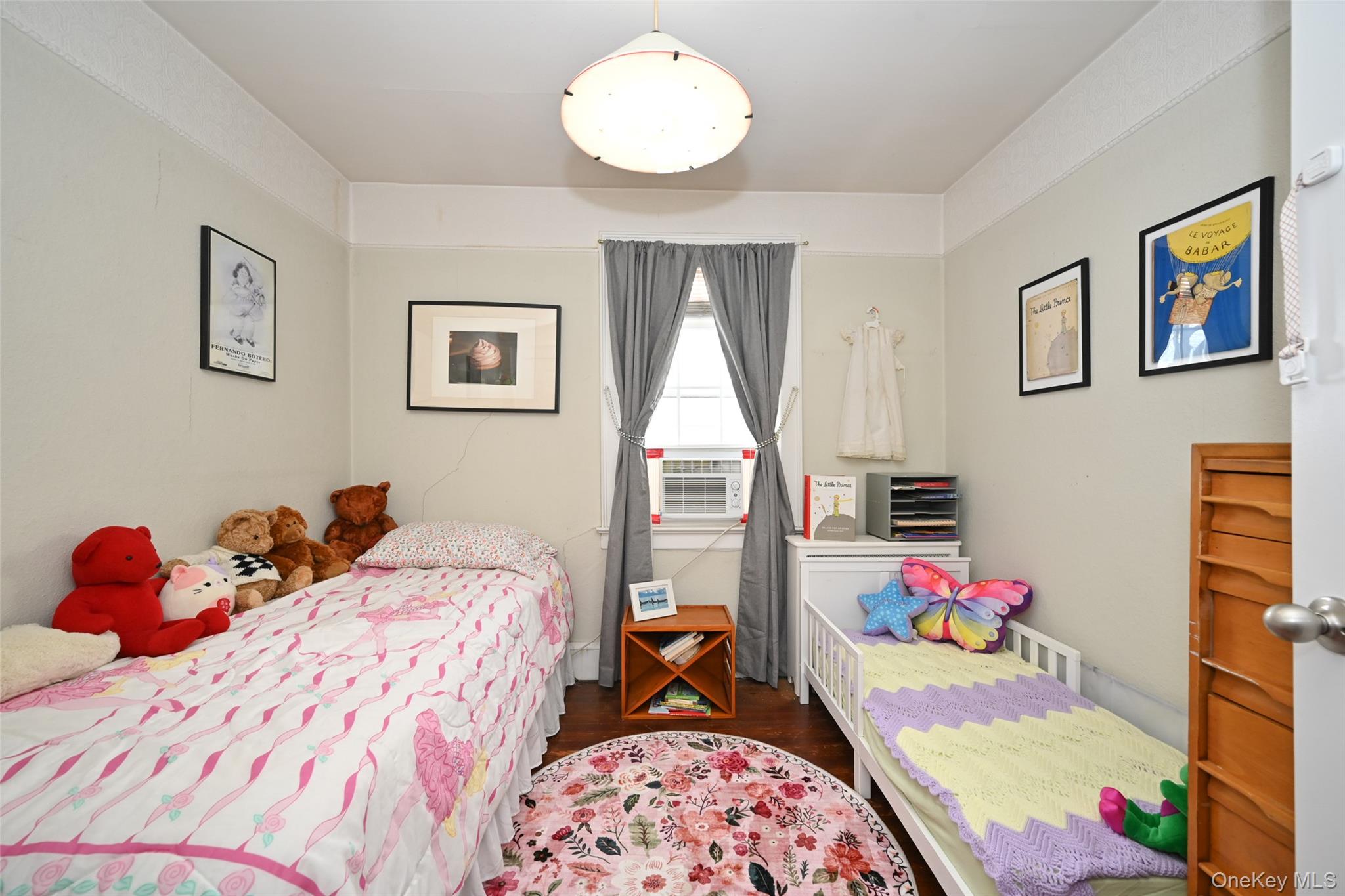 #15 photo, 219 Floral Boulevard, מחוז נסאו Floral Park , NY 11001