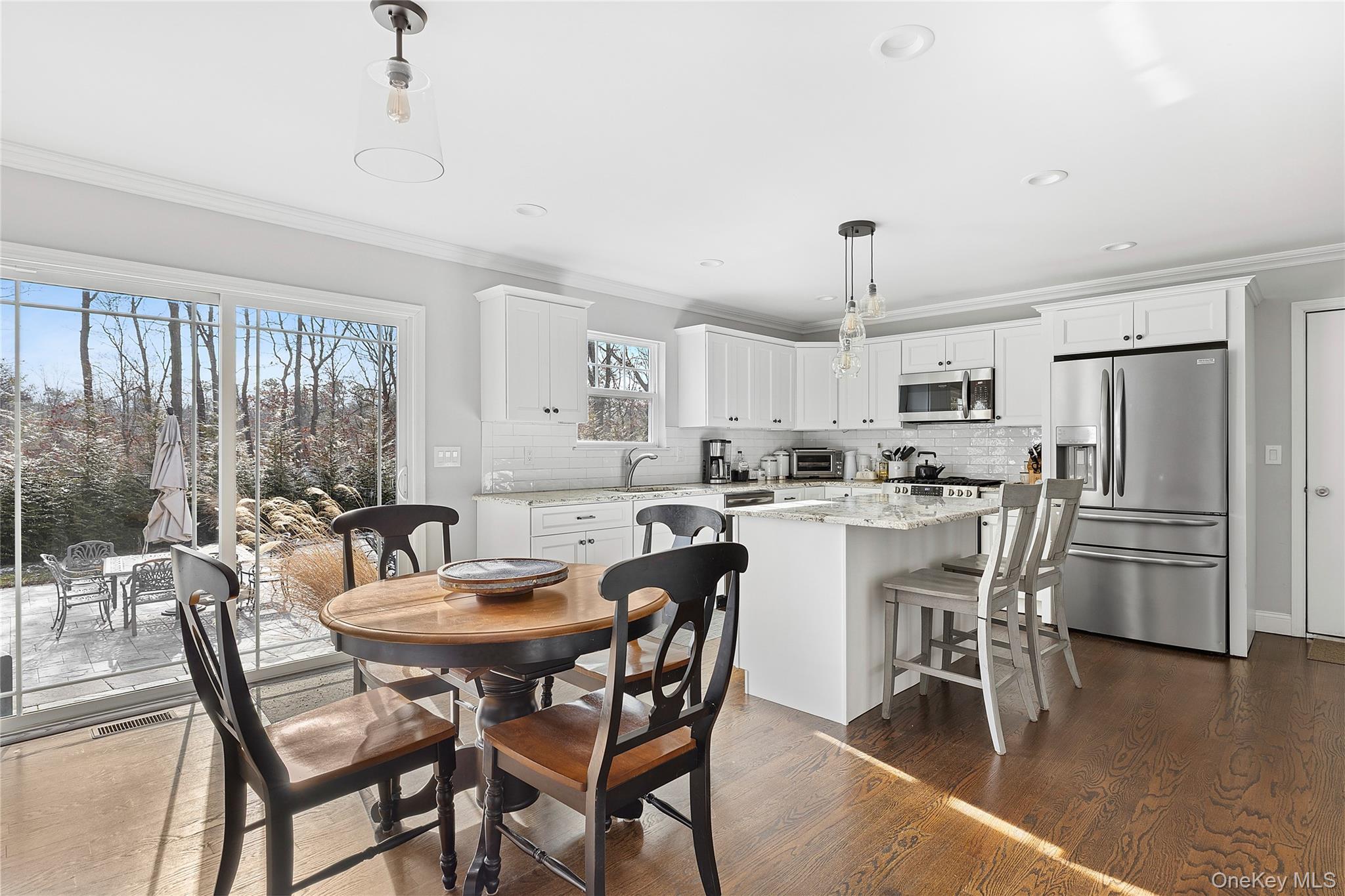 #4 photo, 3 Lincoln Avenue, Manorville , NY 11949