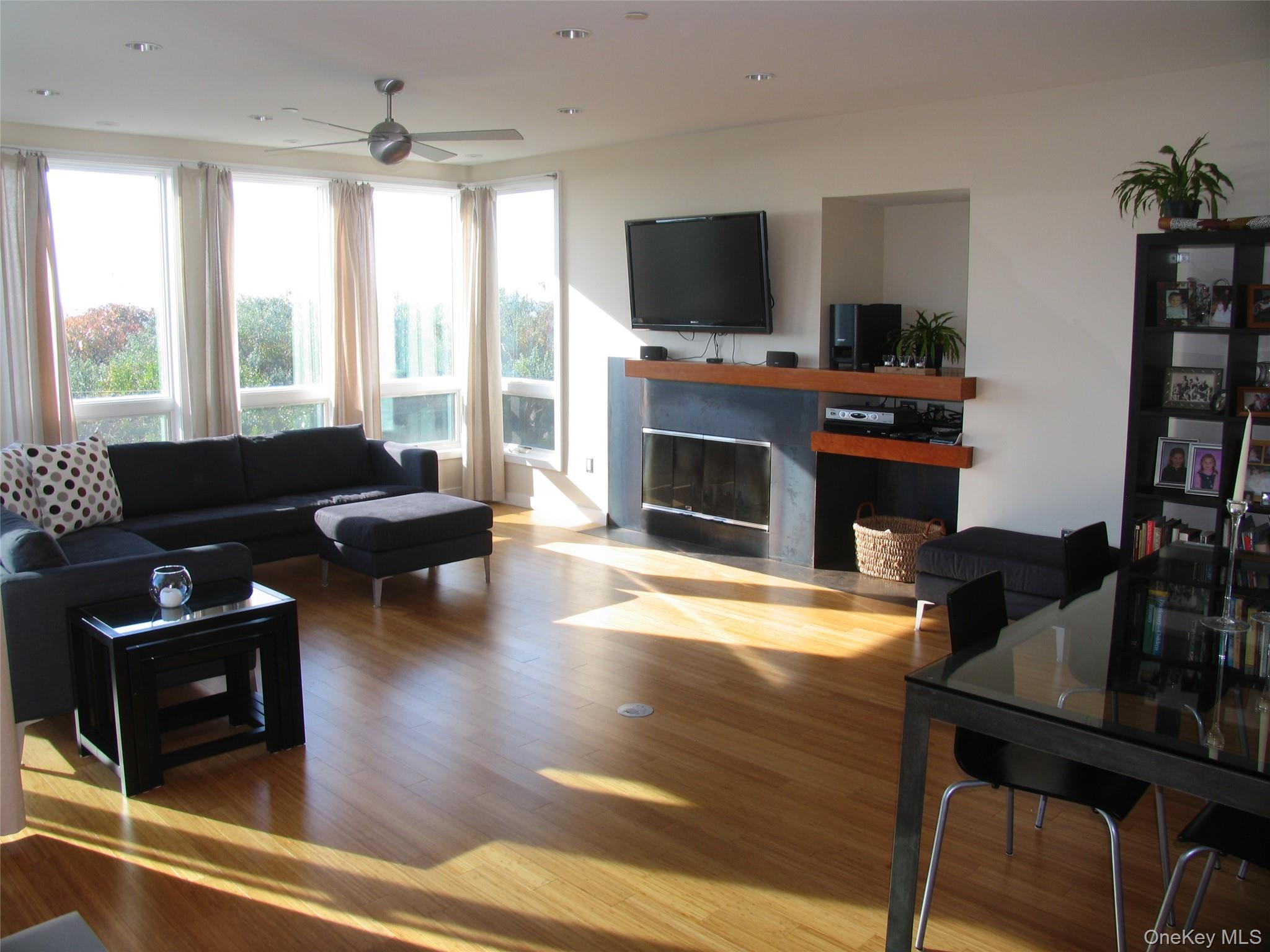 #6 photo, 100 Nantwick Street, Нассау ‖ Lido Beach , NY 11561