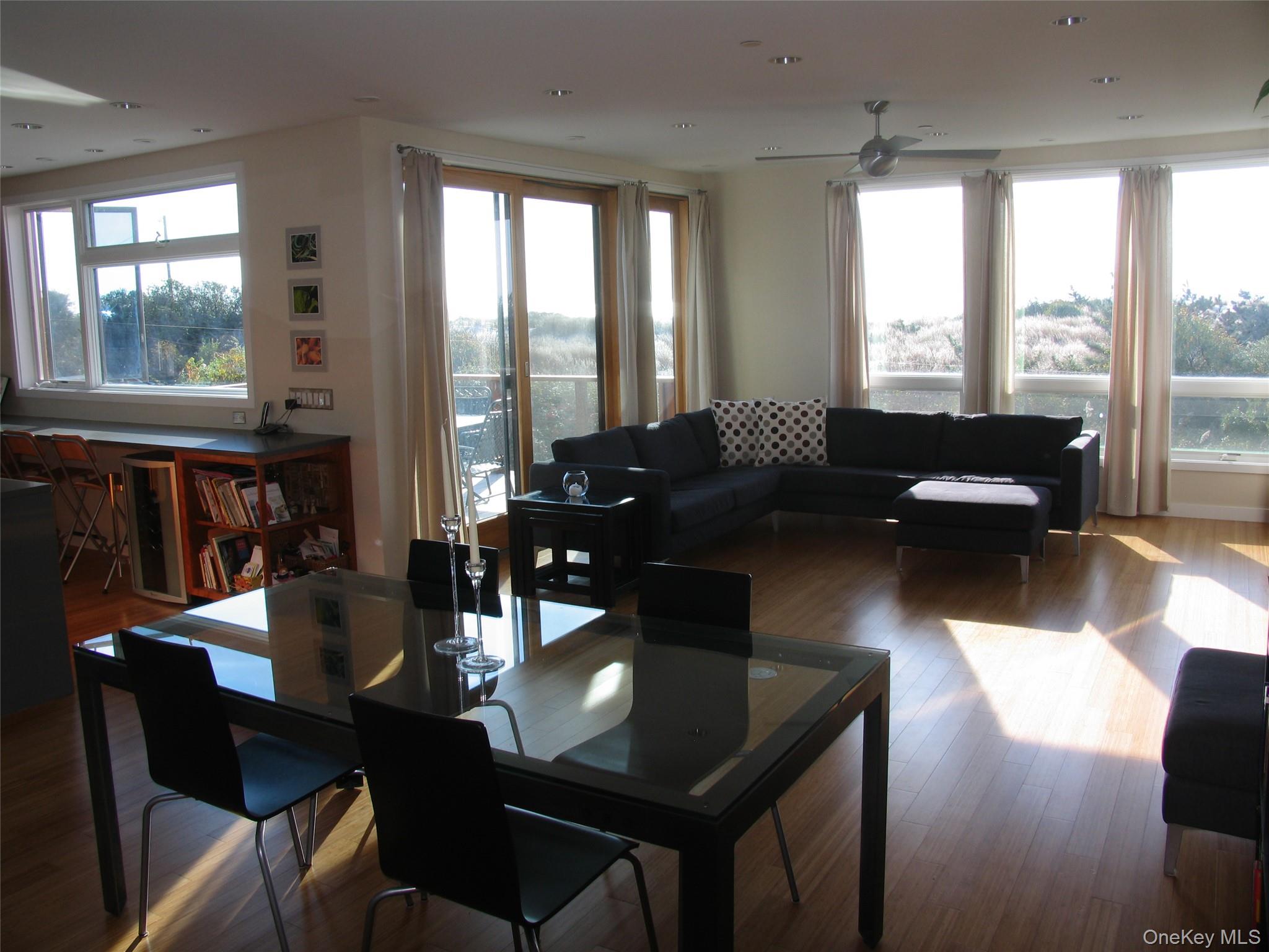 #7 photo, 100 Nantwick Street, Нассау ‖ Lido Beach , NY 11561