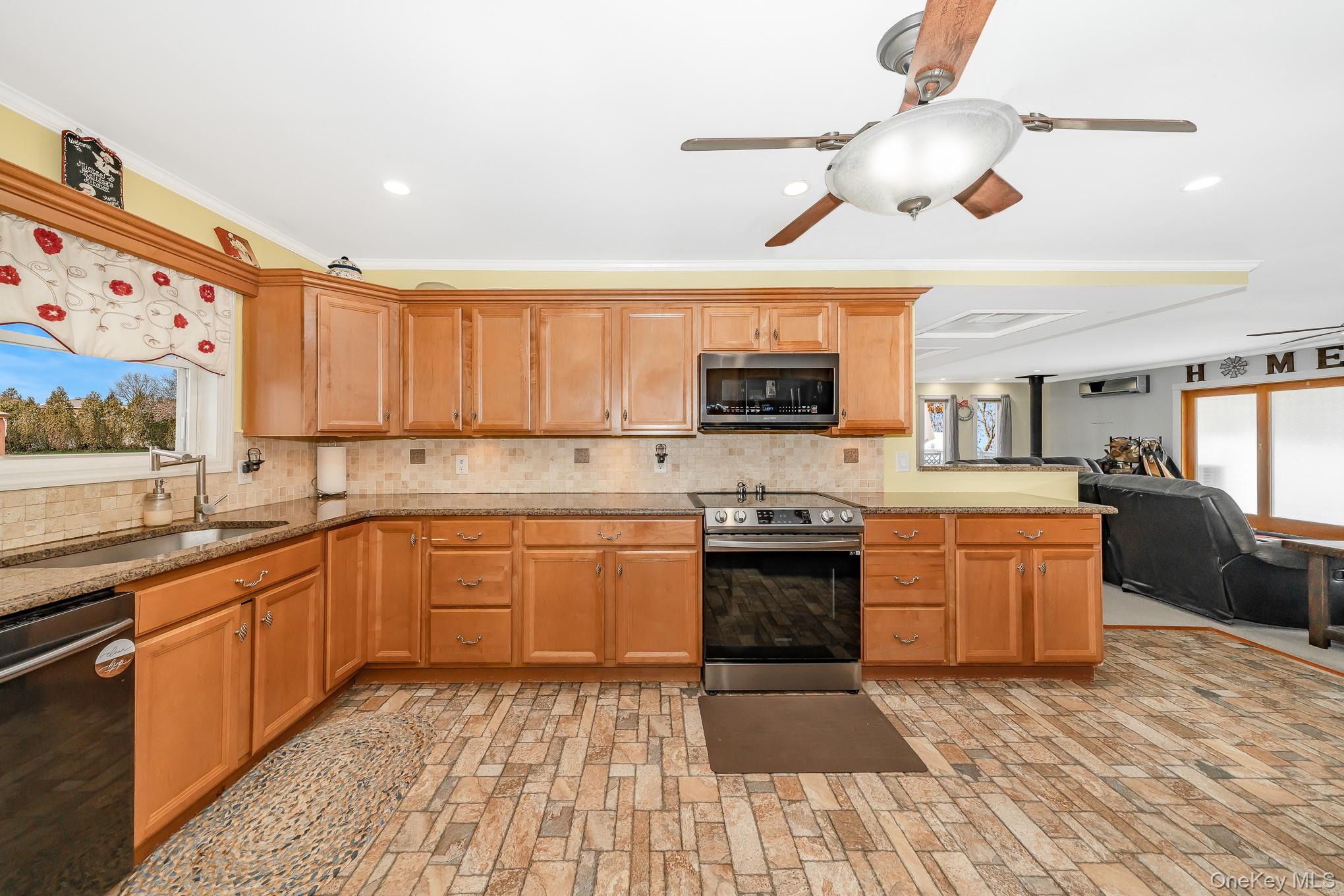 #15 photo, 3 Aron Street, Smithtown , NY 11787