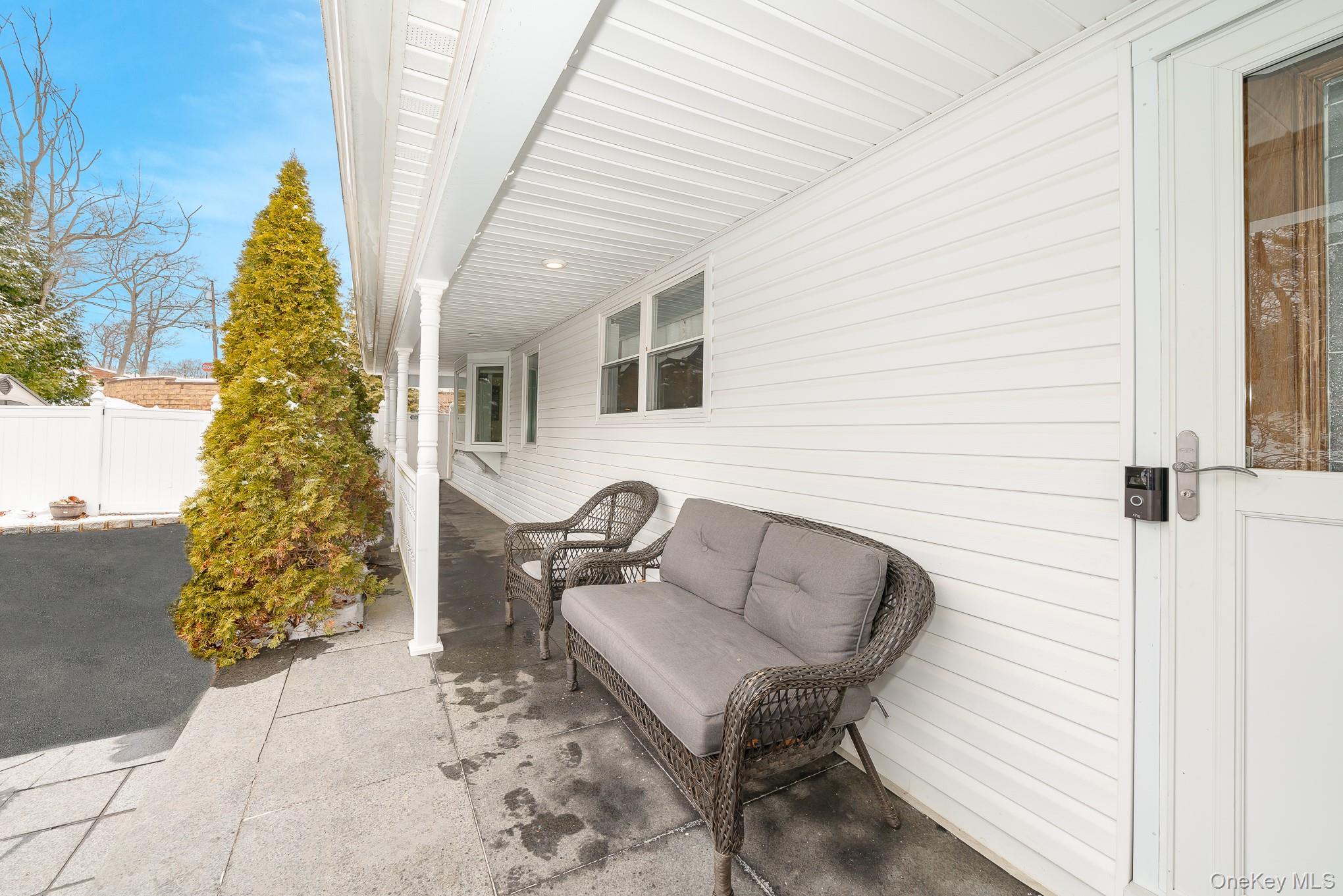 #7 photo, 3 Aron Street, Smithtown , NY 11787