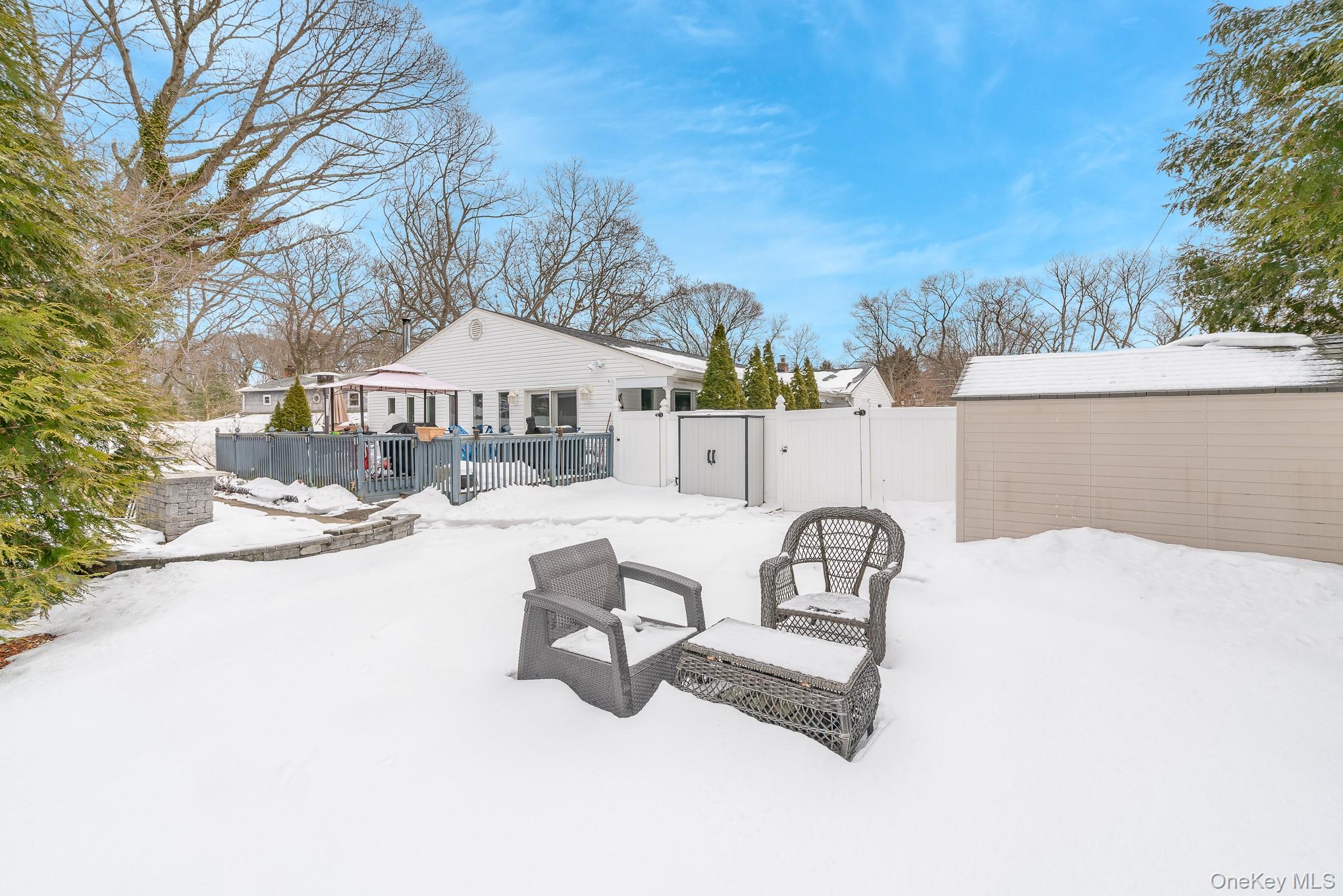 #8 photo, 3 Aron Street, Smithtown , NY 11787