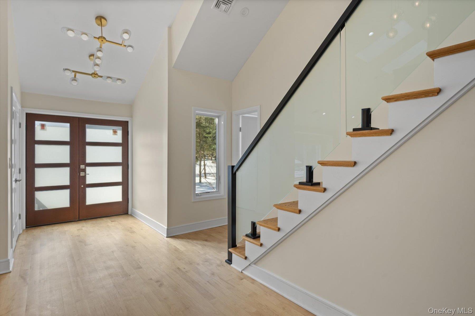 #19 photo, 43 Waterview Drive, Саффолк ‖ Sound Beach , NY 11789