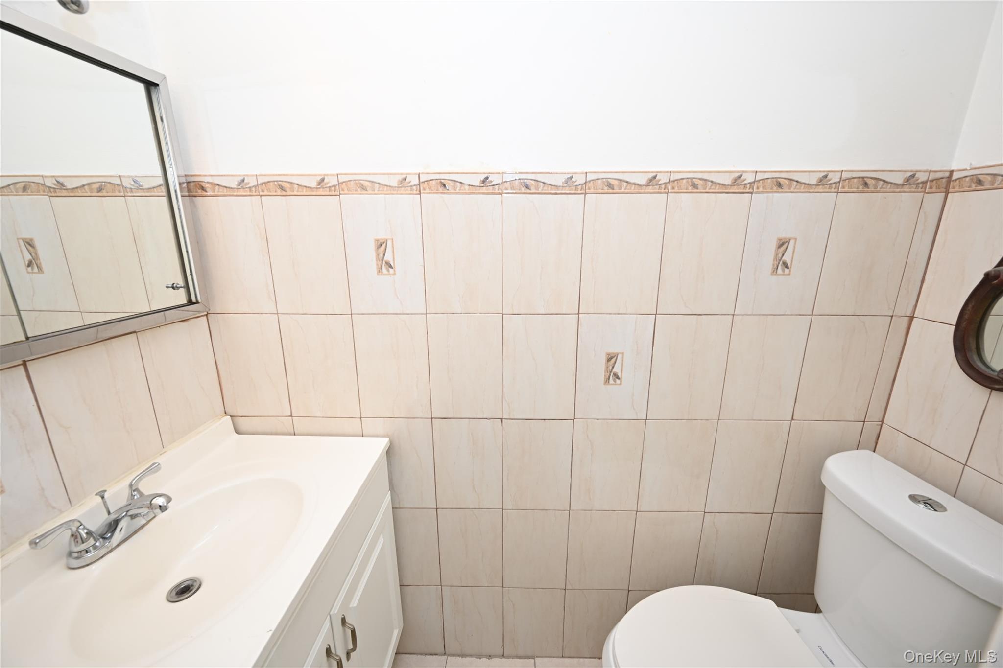 #15 photo, 40-29 216th Street, Bayside , NY 11361