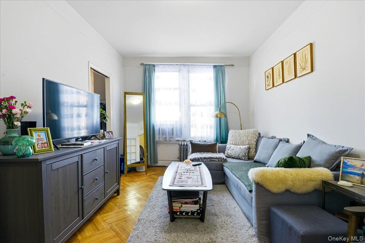 #13 photo, 60-58 60th Road, Maspeth , NY 11378