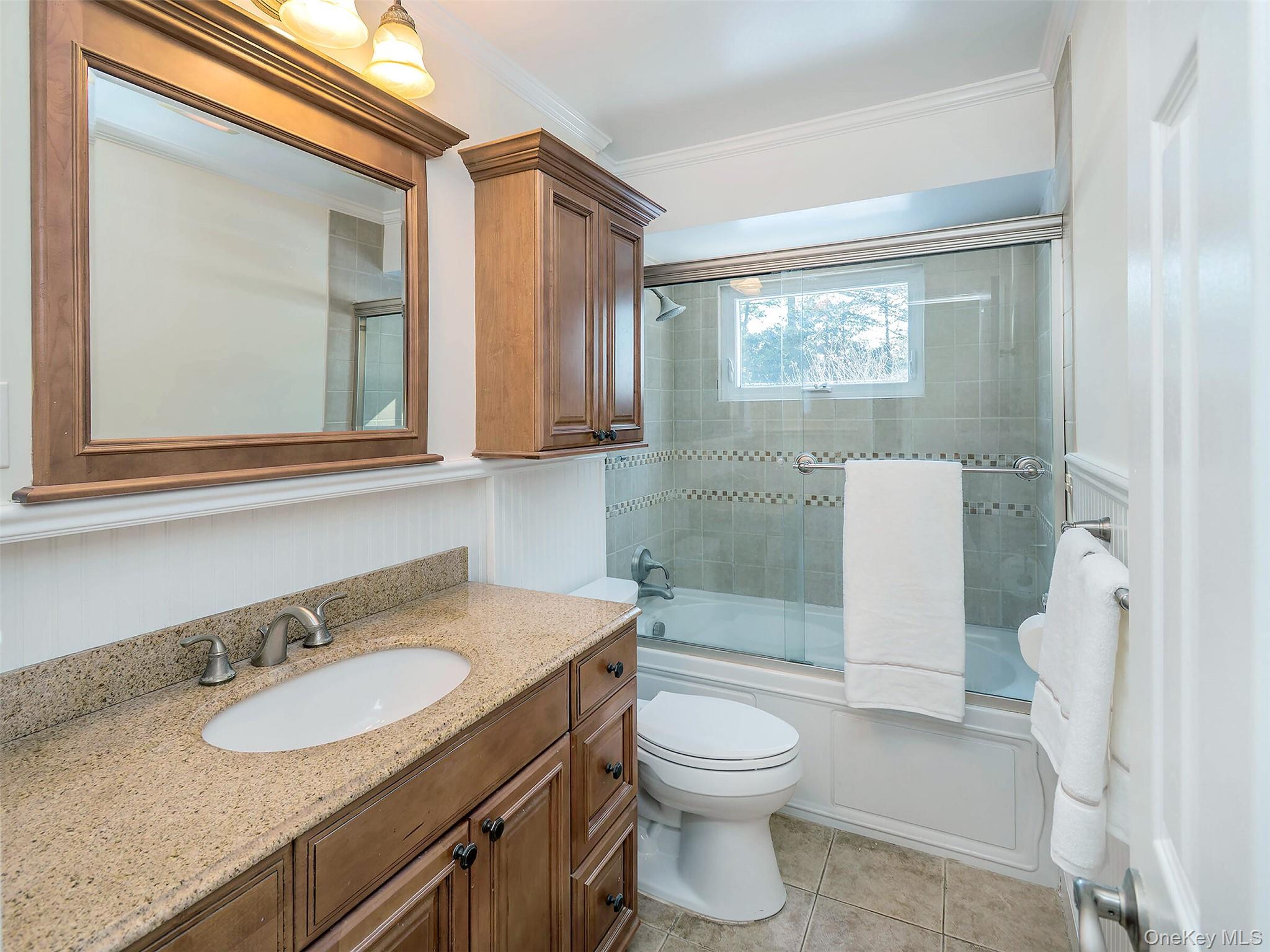 #18 photo, 4 Chevy Chase Road, Huntington , NY 11743