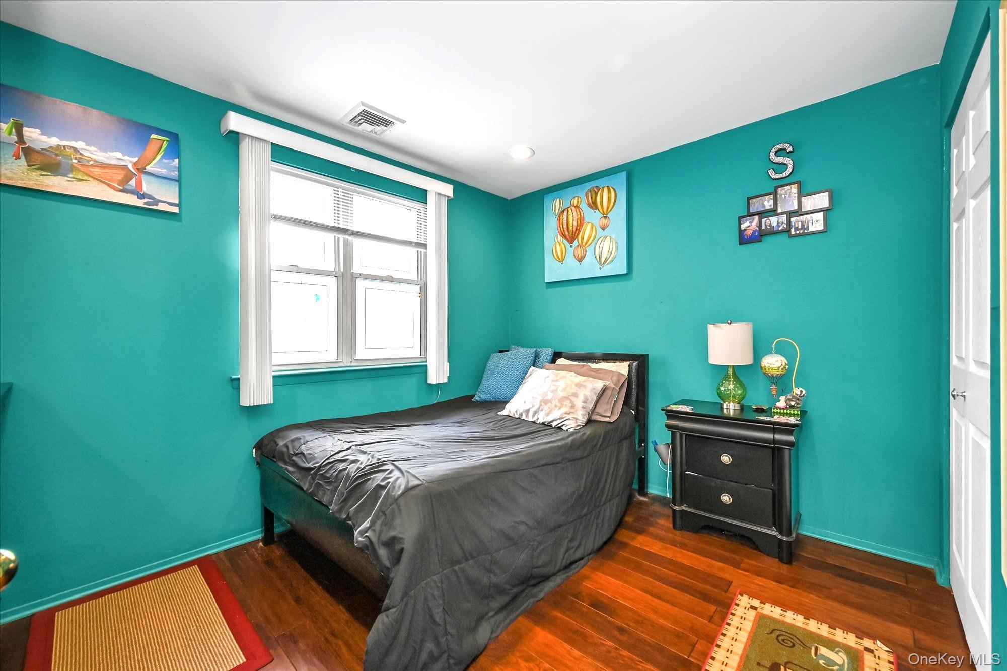 #11 photo, 68-57 Cloverdale Boulevard, Bayside , NY 11364