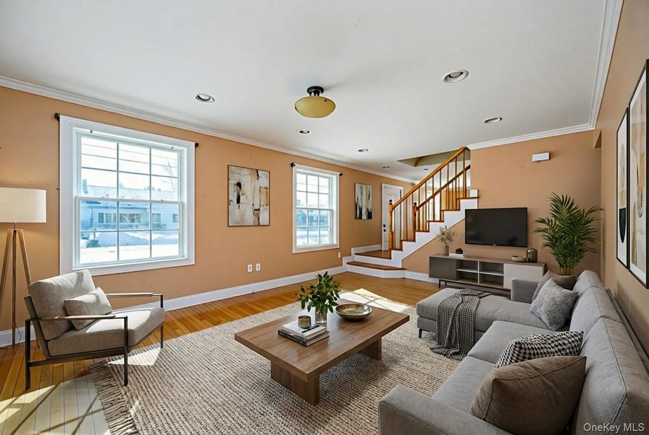 #13 photo, 3 Mansion Drive, Hyde Park , NY 12538