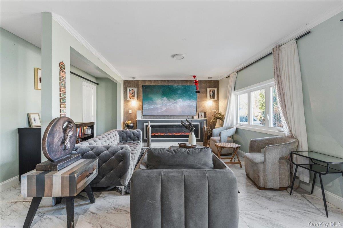 #12 photo, 28 Hemlock Street, サフォーク郡 Central Islip , NY 11722