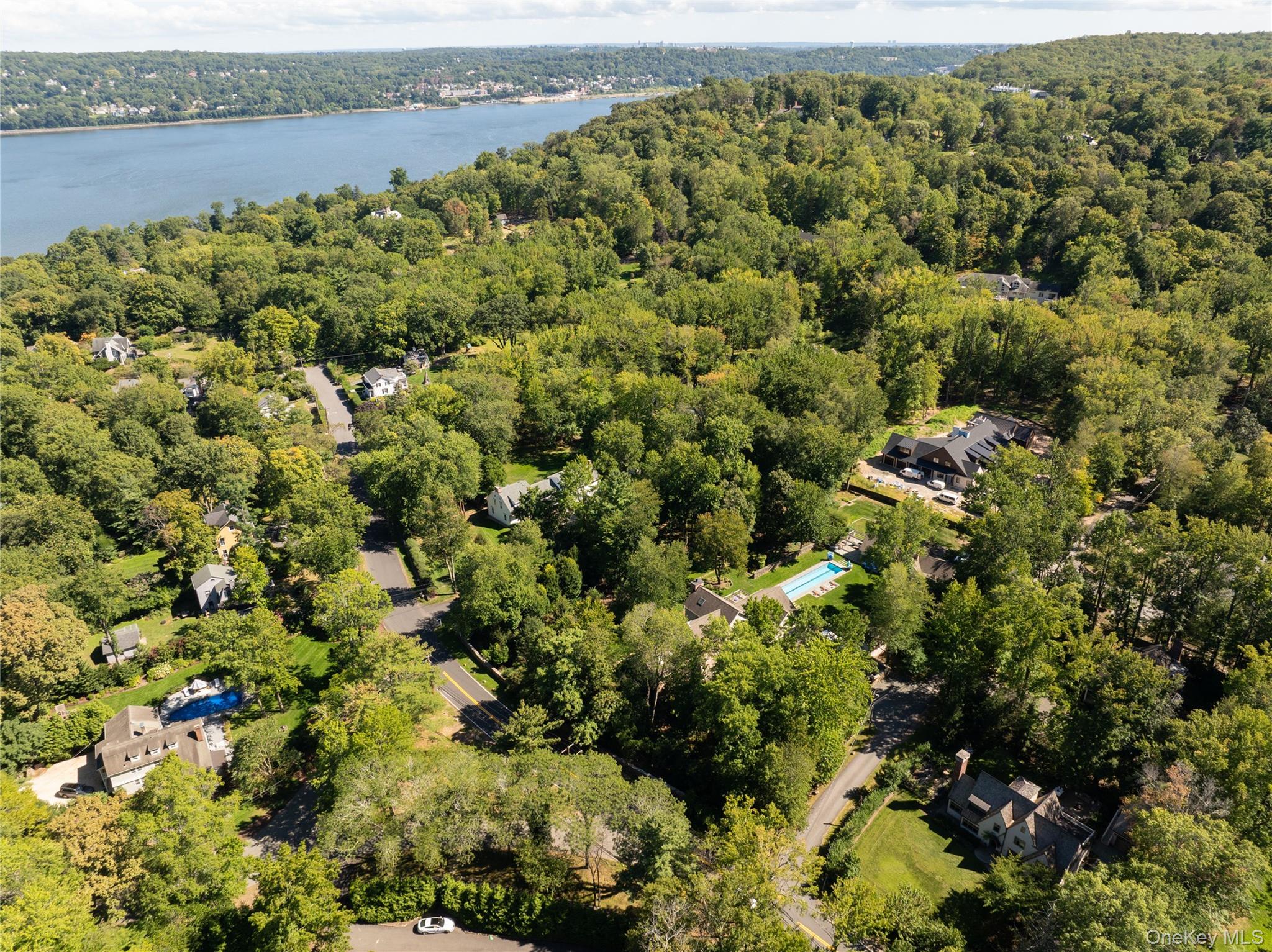 #2 photo, 141 Washington Spring Road, Palisades , NY 10964