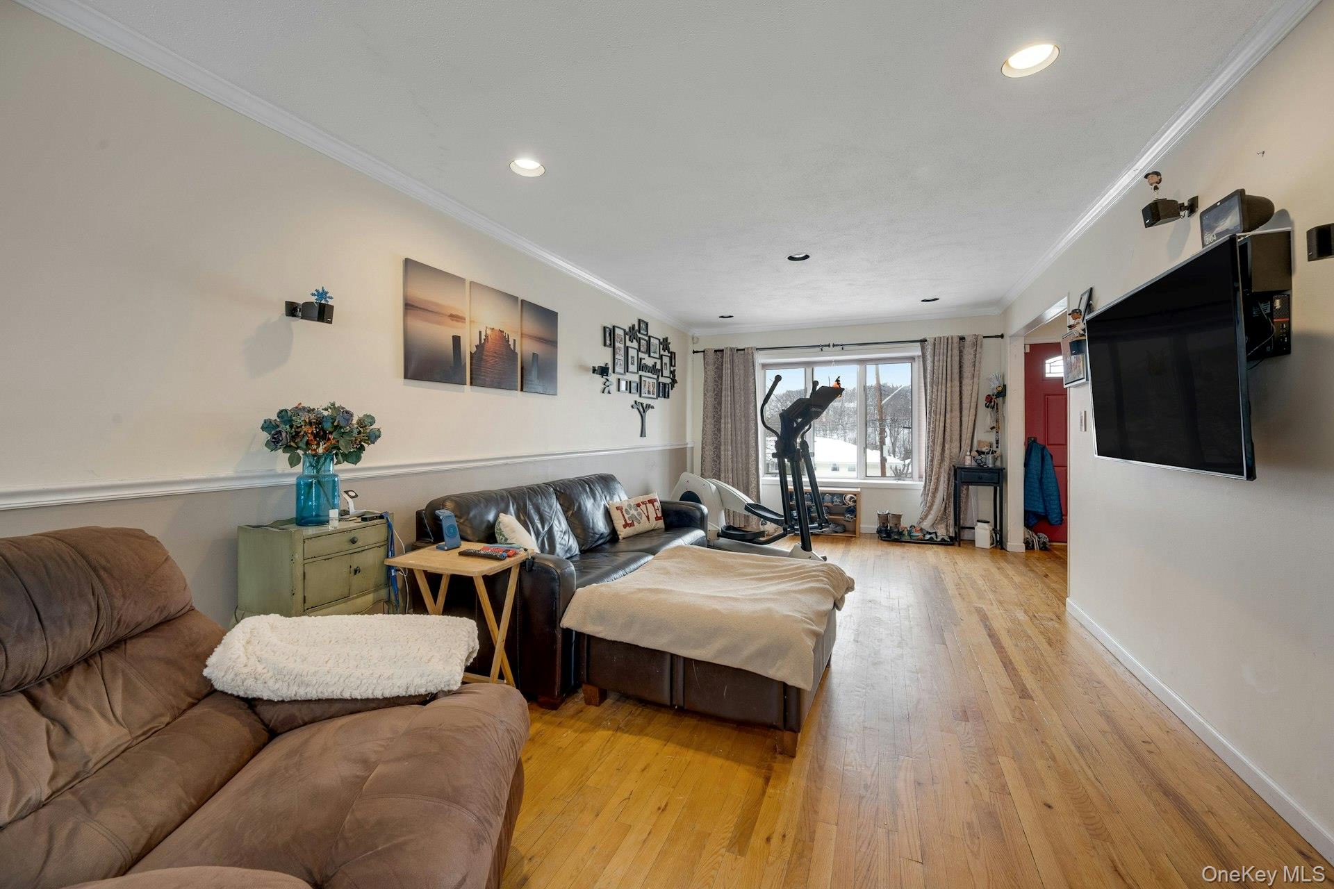 #4 photo, 59 Valerie Drive, Yonkers , NY 10703