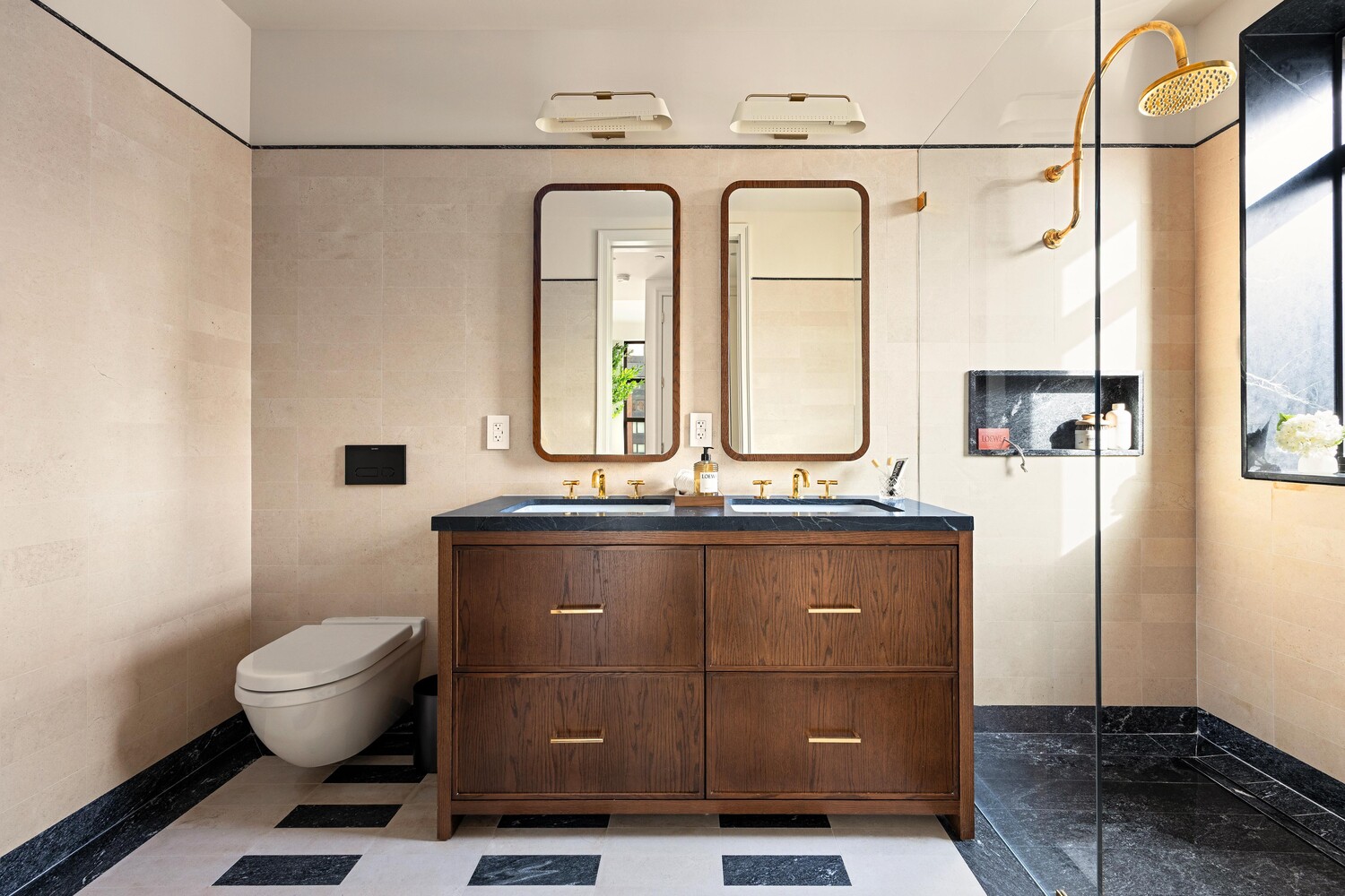 #19 photo, 127 KENT Avenue, Williamsburg , NY 11249