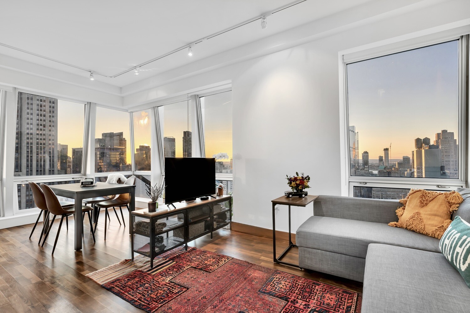 #1 photo, New York City, मैनहटन Midtown , NY 10018