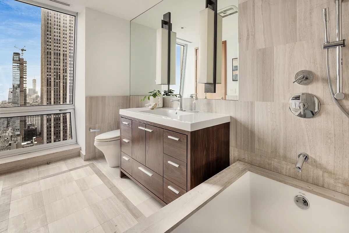 #7 photo, New York City, मैनहटन Midtown , NY 10018