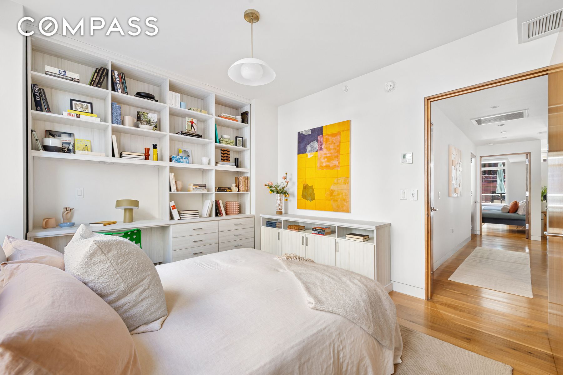 #17 photo, 151 W 21st Street, Chelsea , NY 10011