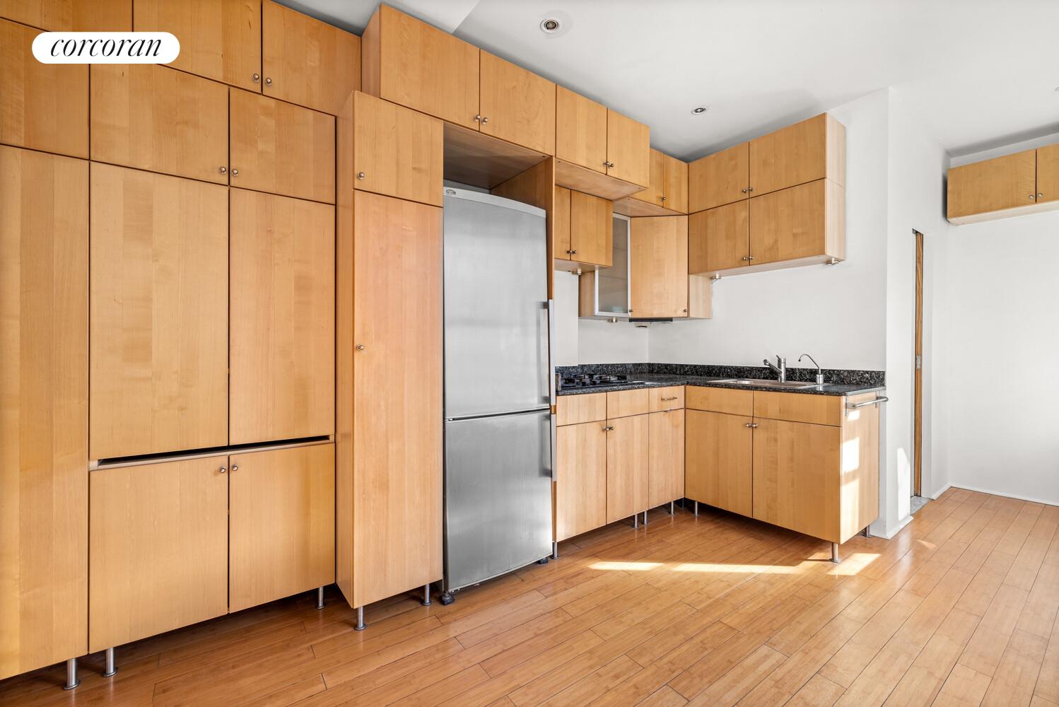 #3 photo, 175 RIVINGTON Street, 맨해튼 Lower East Side , NY 10002