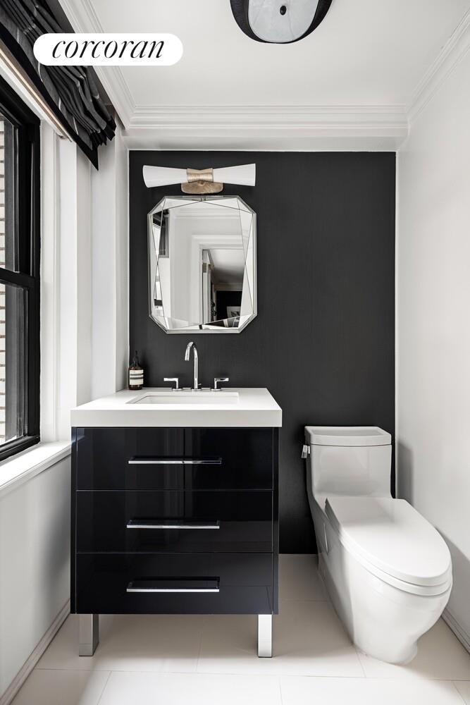 #19 photo, 220 E 73RD Street, Lenox Hill , NY 10021