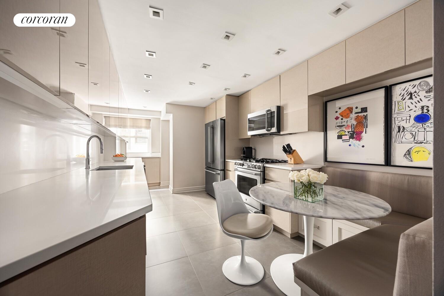 #8 photo, 220 E 73RD Street, Lenox Hill , NY 10021