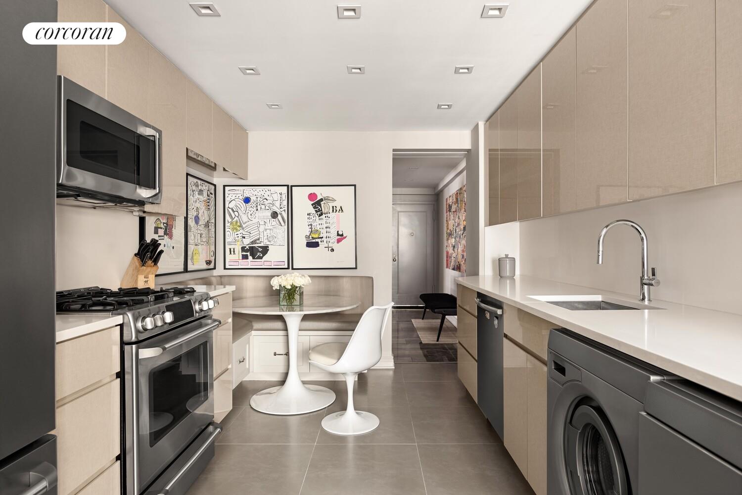 #9 photo, 220 E 73RD Street, Lenox Hill , NY 10021