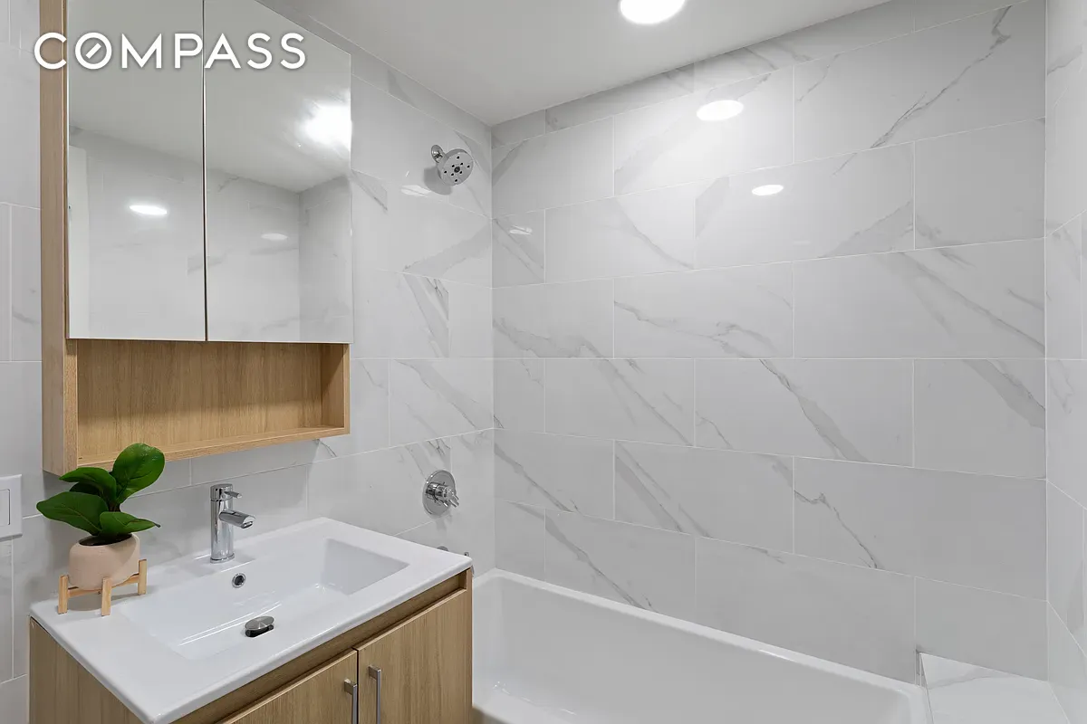 #5 photo, 3112 Emmons Avenue, Sheepshead Bay , NY 11235