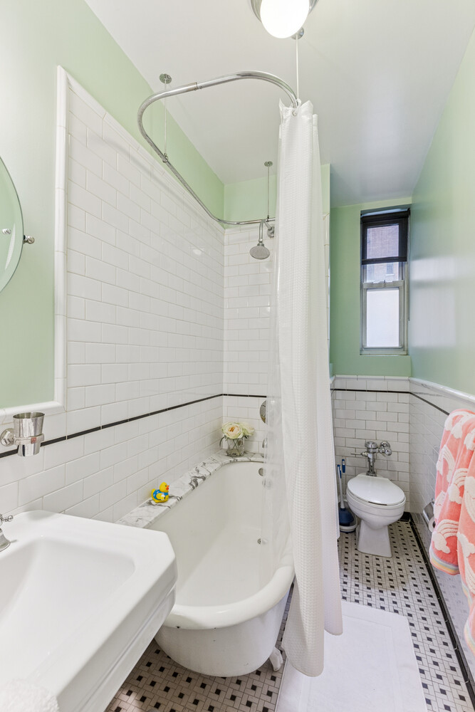 #17 photo, 144 E 36TH Street, मैनहटन Murray Hill , NY 10016