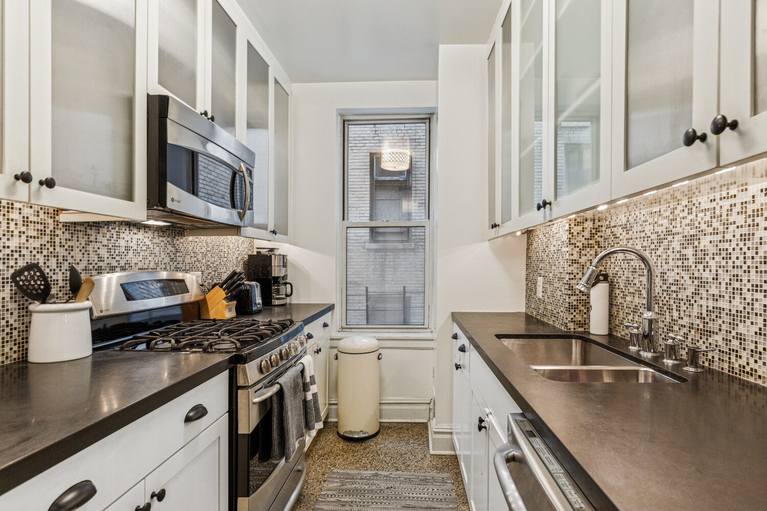 #5 photo, 144 E 36TH Street, Манхэттен ‖ Murray Hill , NY 10016