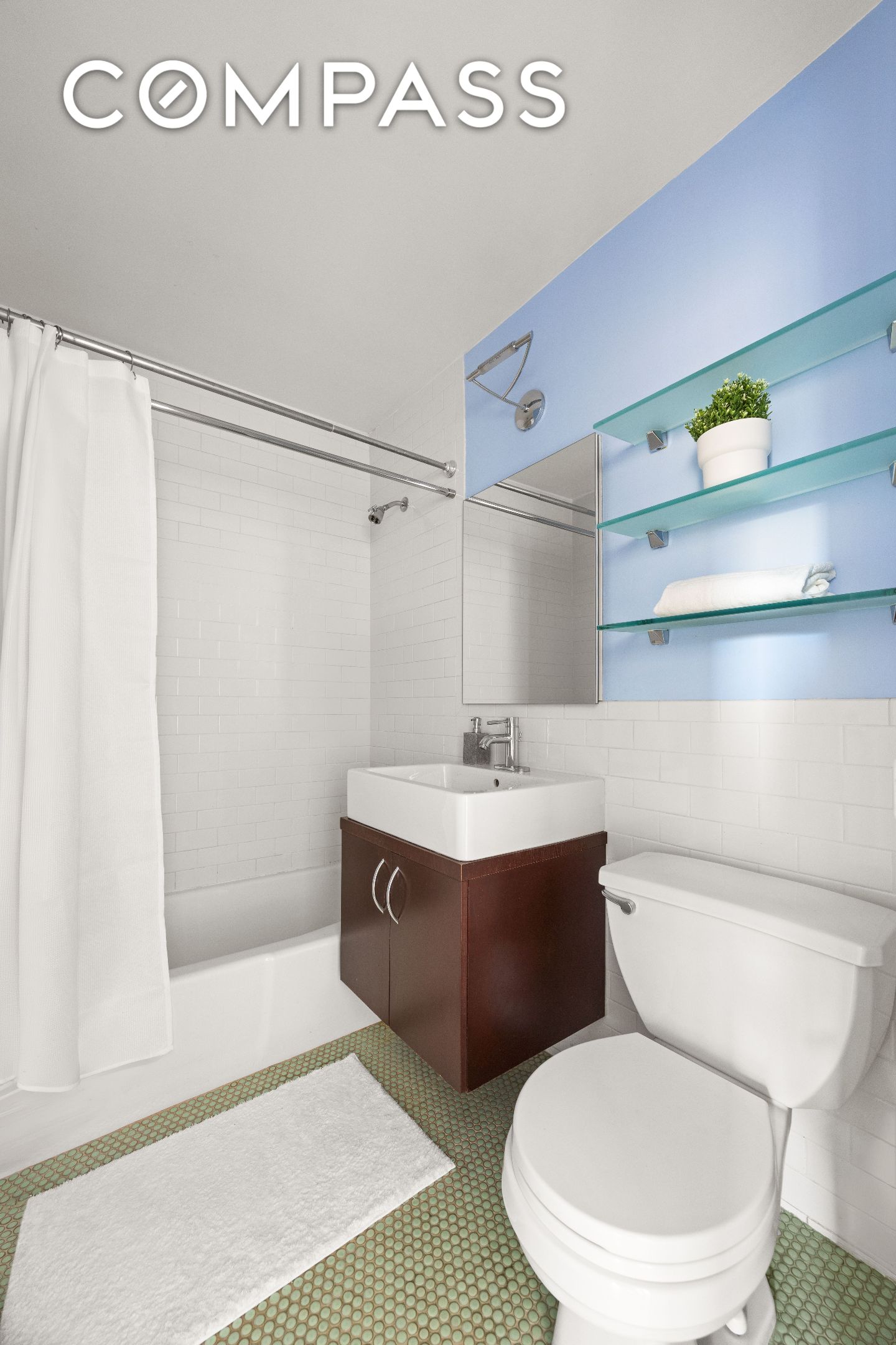 #8 photo, 201 E 17th Street, Gramercy Park , NY 10003