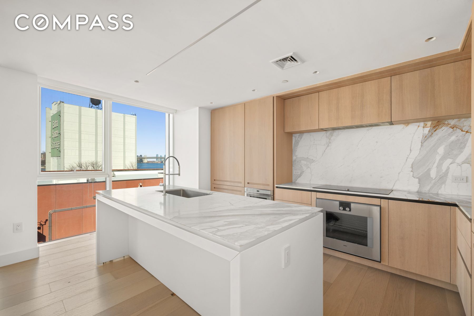 #4 photo, 288 Water Street, Vinegar Hill , NY 11201