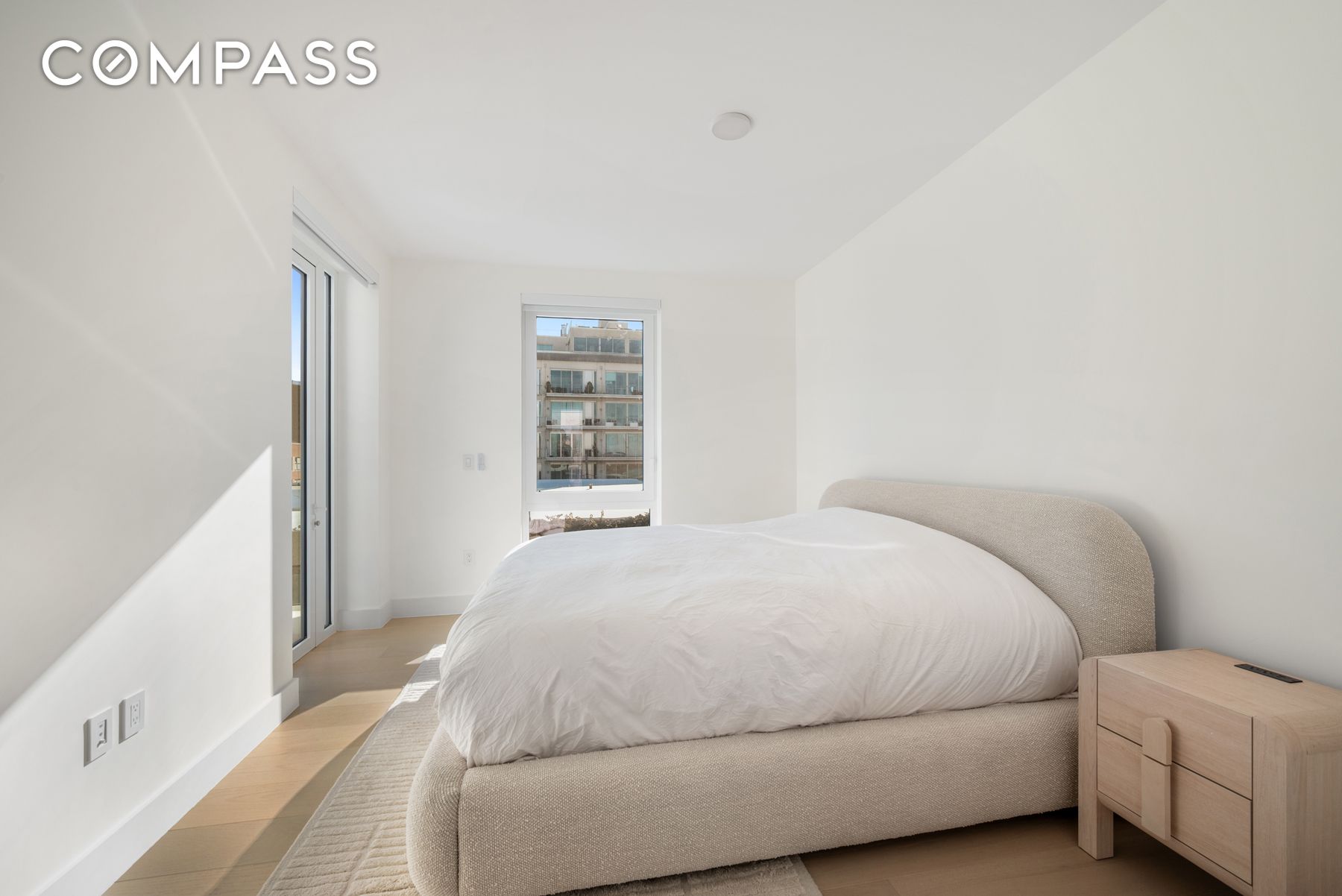 #6 photo, 288 Water Street, Vinegar Hill , NY 11201