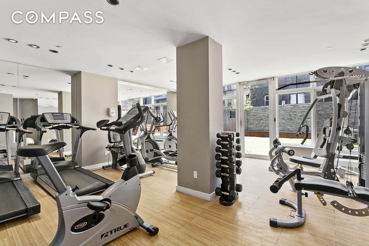 #10 photo, 342 E 110th Street, East Harlem , NY 10029