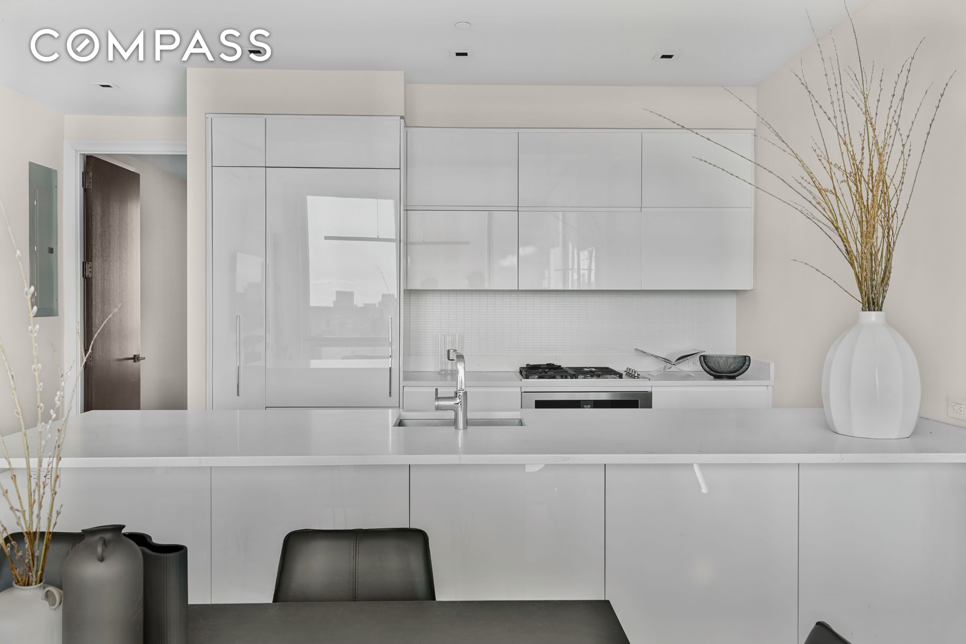 #5 photo, 172 Madison Avenue, Midtown , NY 10016