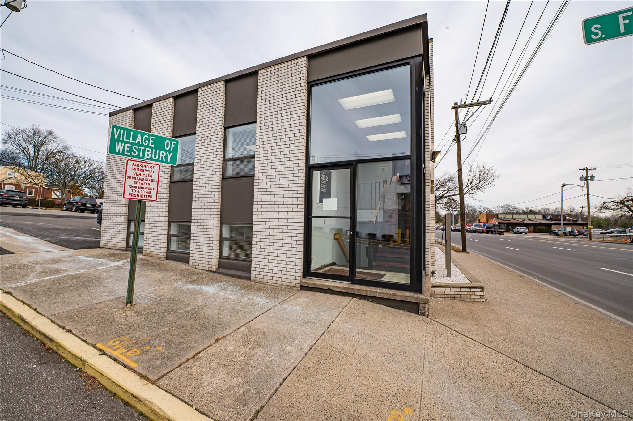 #10 photo, 57 Old Country Road, Westbury , NY 11590