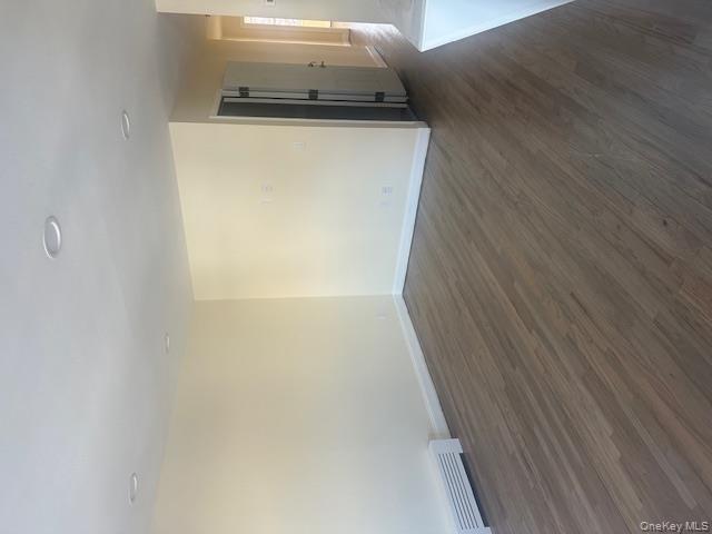 #3 photo, 14618 23rd Avenue, Whitestone , NY 11357