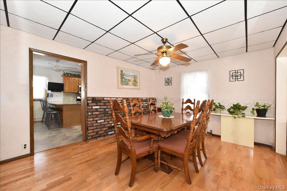 #11 photo, 236 Thelma Avenue, Merrick , NY 11566