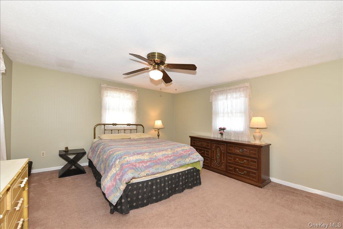 #14 photo, 236 Thelma Avenue, Merrick , NY 11566