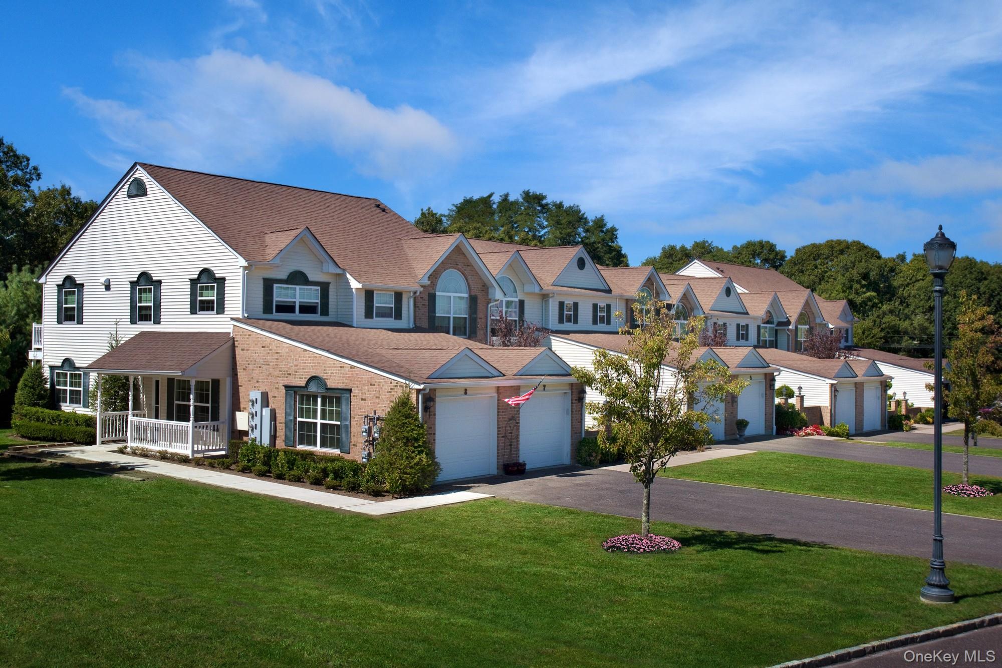 #1 photo, 88 Pineview Lane, Coram , NY 11727